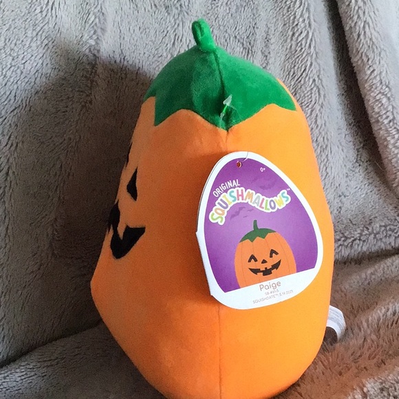 Squishmallows, Paige the Pumpkin - Picture 2 of 5